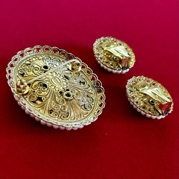 Vintage W. Germany Victorian Revival Cameo Brooch & Clip-On Earring Set - Picture 10 of 15